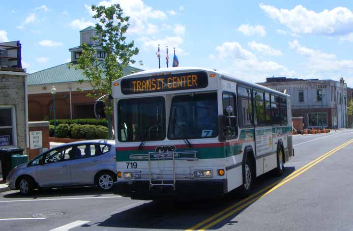 Clarksville Gillig Phantom 719